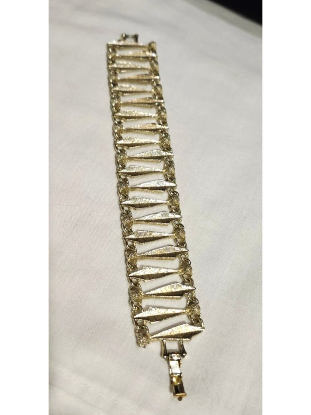 Vintage Gold Tone Wide Bracelet Textured Abstract Design Egyptian Revival - Picture 2 of 6
